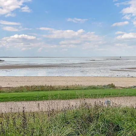 Ferienhaus Beautiful In V With Wifi *